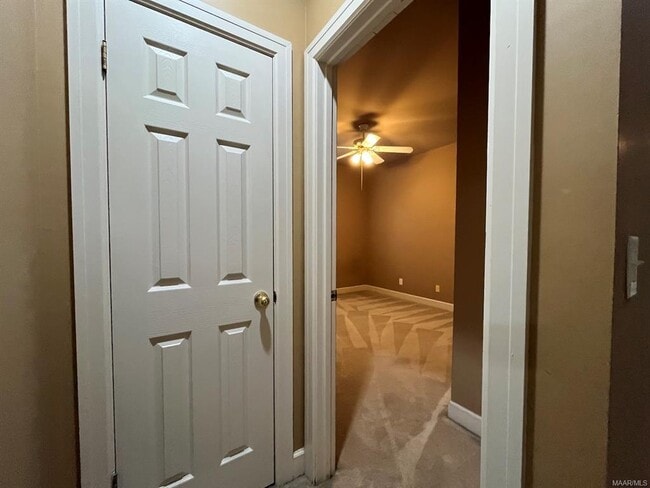 Building Photo - 8839 Sturbridge Dr