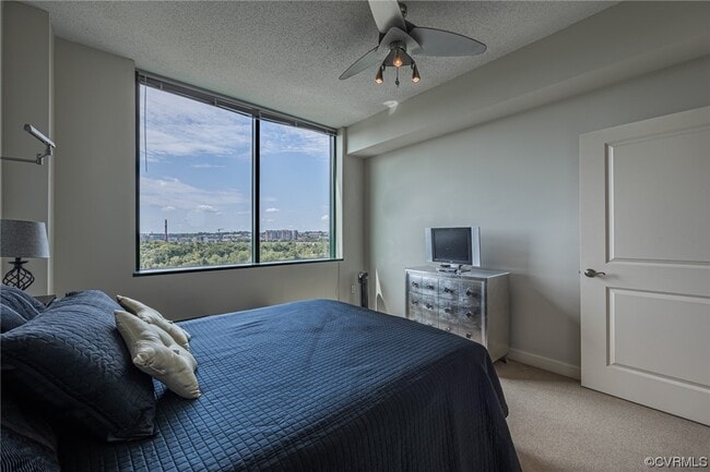 Building Photo - 1101 Haxall Point