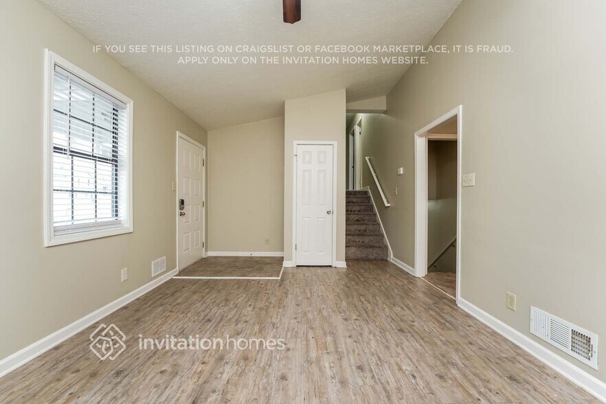 Building Photo - 373 Rustic Ridge Cir