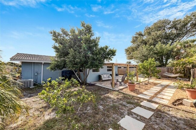 Building Photo - 2138 Timber Ln