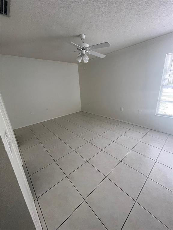 Building Photo - 3021 W Tampa Bay Blvd