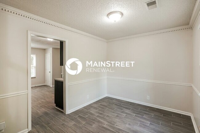 Building Photo - 3 Bedroom Pet-Friendly Home in GOODLETTSVILLE, TN with Main Street Renewal