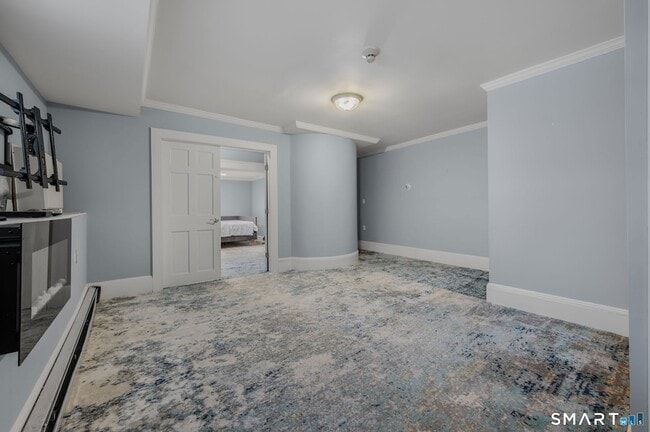 Building Photo - 9 Lyme St