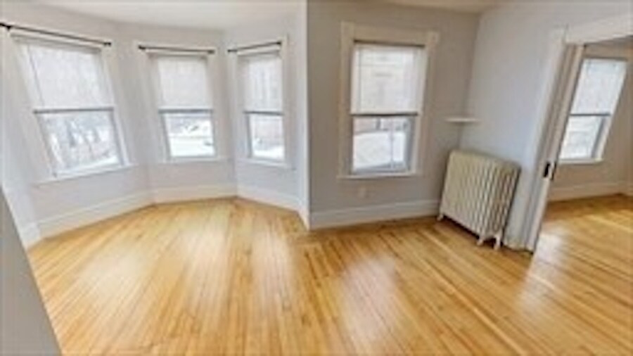 Building Photo - 42 Grampian Way