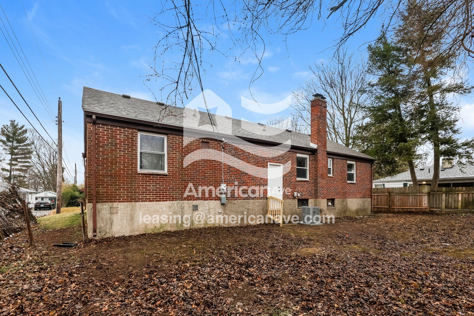 Building Photo - 4311 Winona Ave