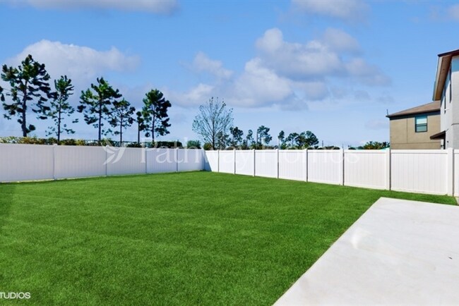 Building Photo - 11137 Hudson Hills Ln