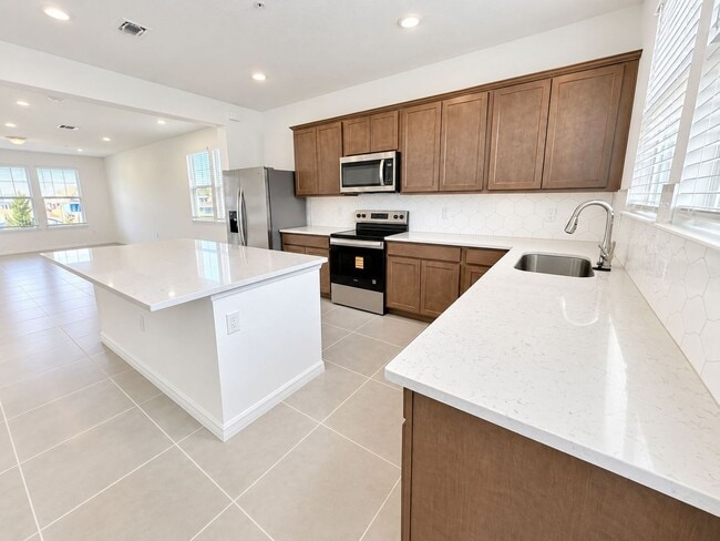 Building Photo - 4540 Orchard View Aly