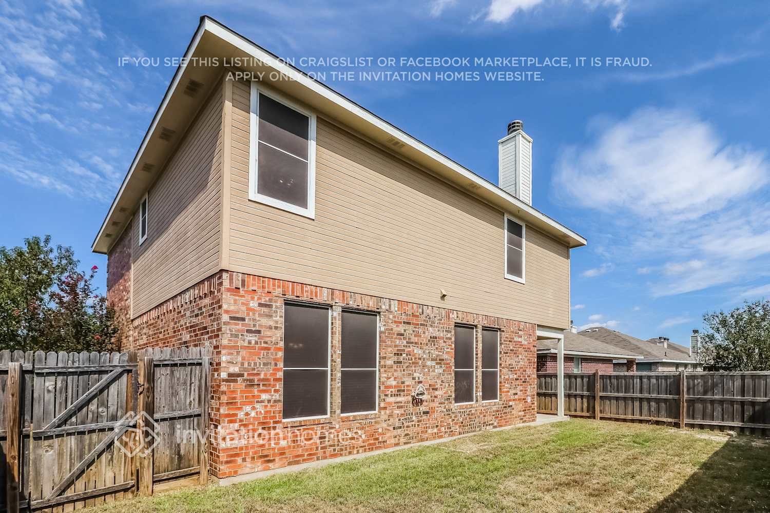 Building Photo - 10804 Middleglen Rd