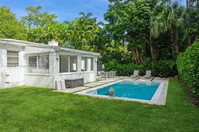 Building Photo - 1225 Tangier St