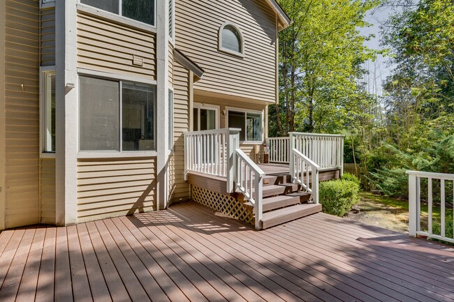 Building Photo - Updated 4 bed 2.5 bath in Sammamish!
