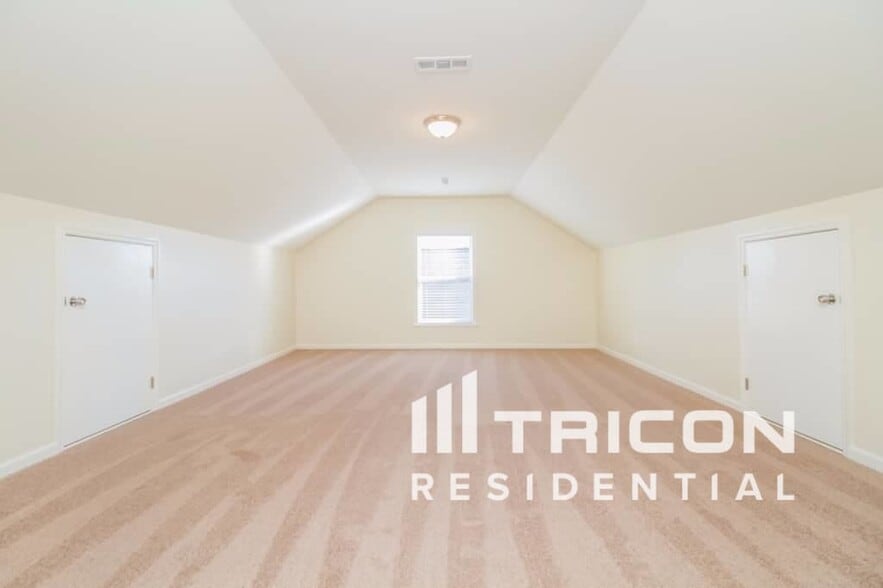 Building Photo - 2008 Prescott Way