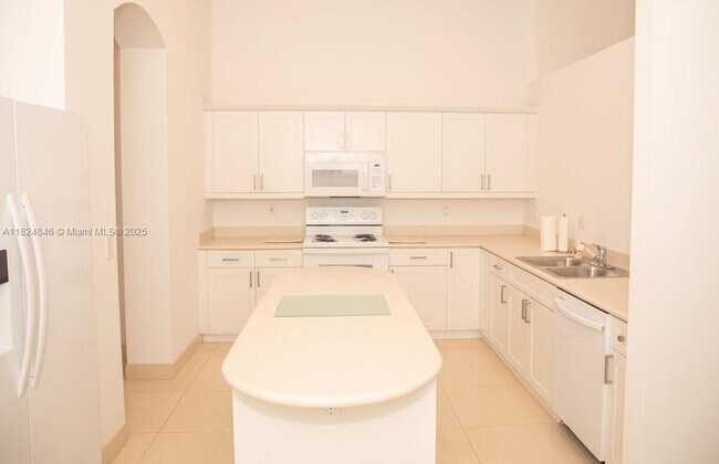 Building Photo - 8464 SW 138th St