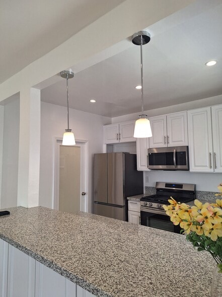 Building Photo - 4361 Camero Ave