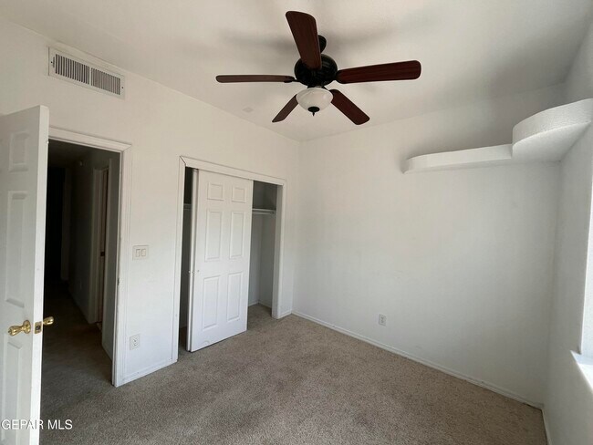 Building Photo - 6105 Pecan Park Pl