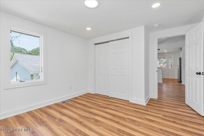 Building Photo - 82 Neptune Ave