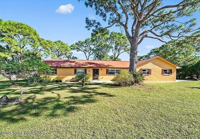 Primary Photo - 5425 Country Ln