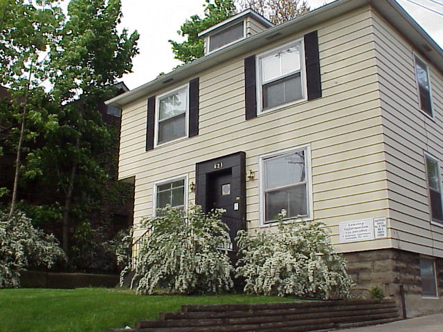 Exterior - 621 S Division St
