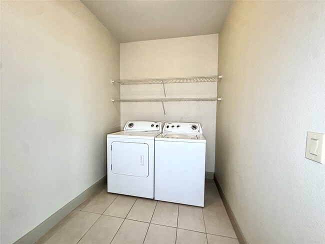 Building Photo - 3788 Richmond Ave.