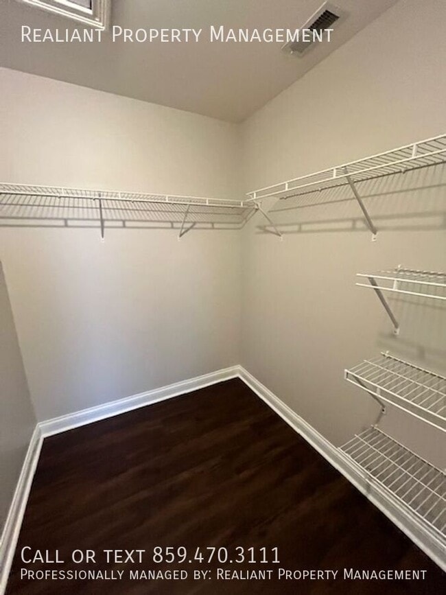 Building Photo - 2644 Kearney Ridge Boulevard