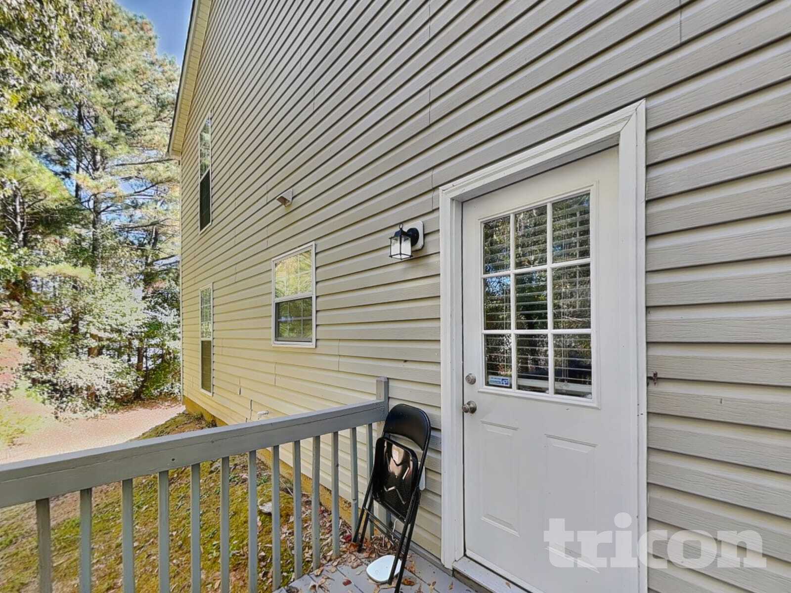 Building Photo - 10587 Village Trail