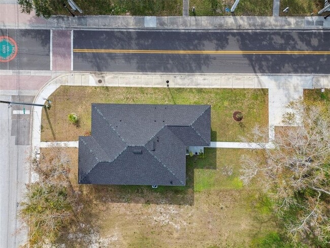 Building Photo - 524 S Grosse Ave