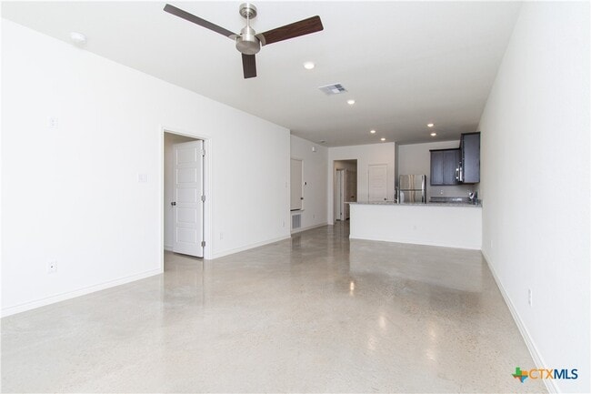 Building Photo - 1235 Concord Dr