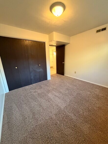 Building Photo - 2328 Apache St