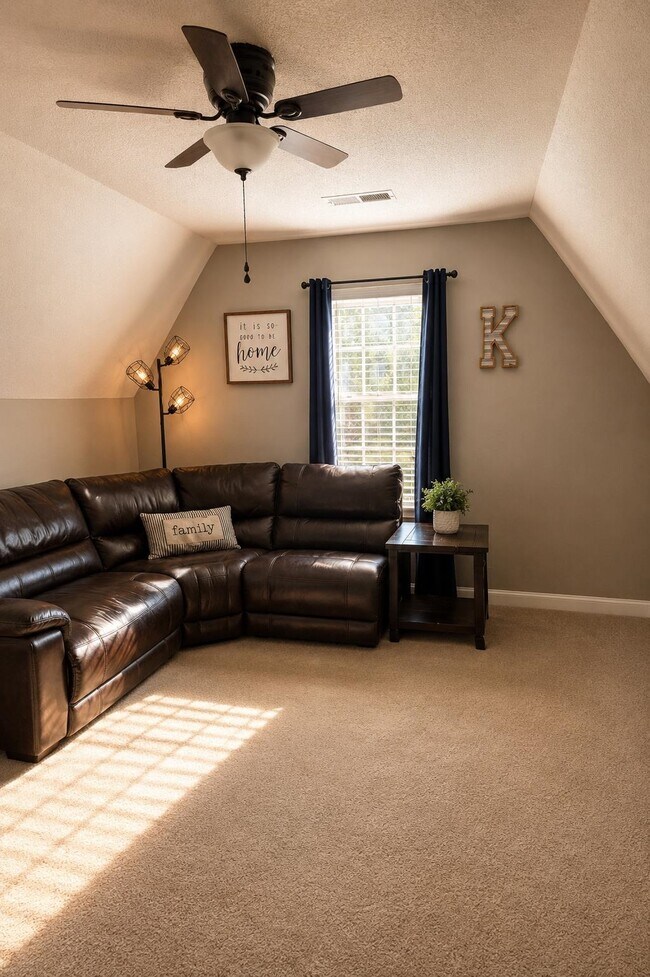 Building Photo - 11652 Belle Manor Dr