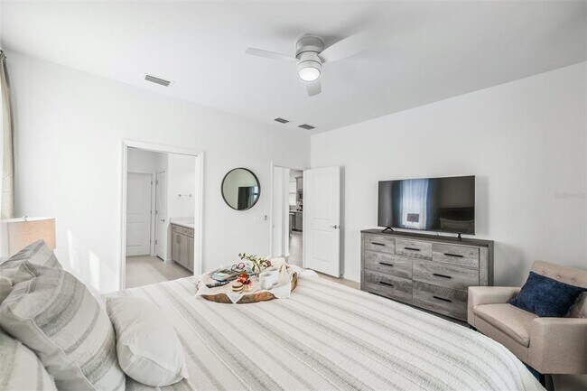 Building Photo - 6328 Winding Pne Dr