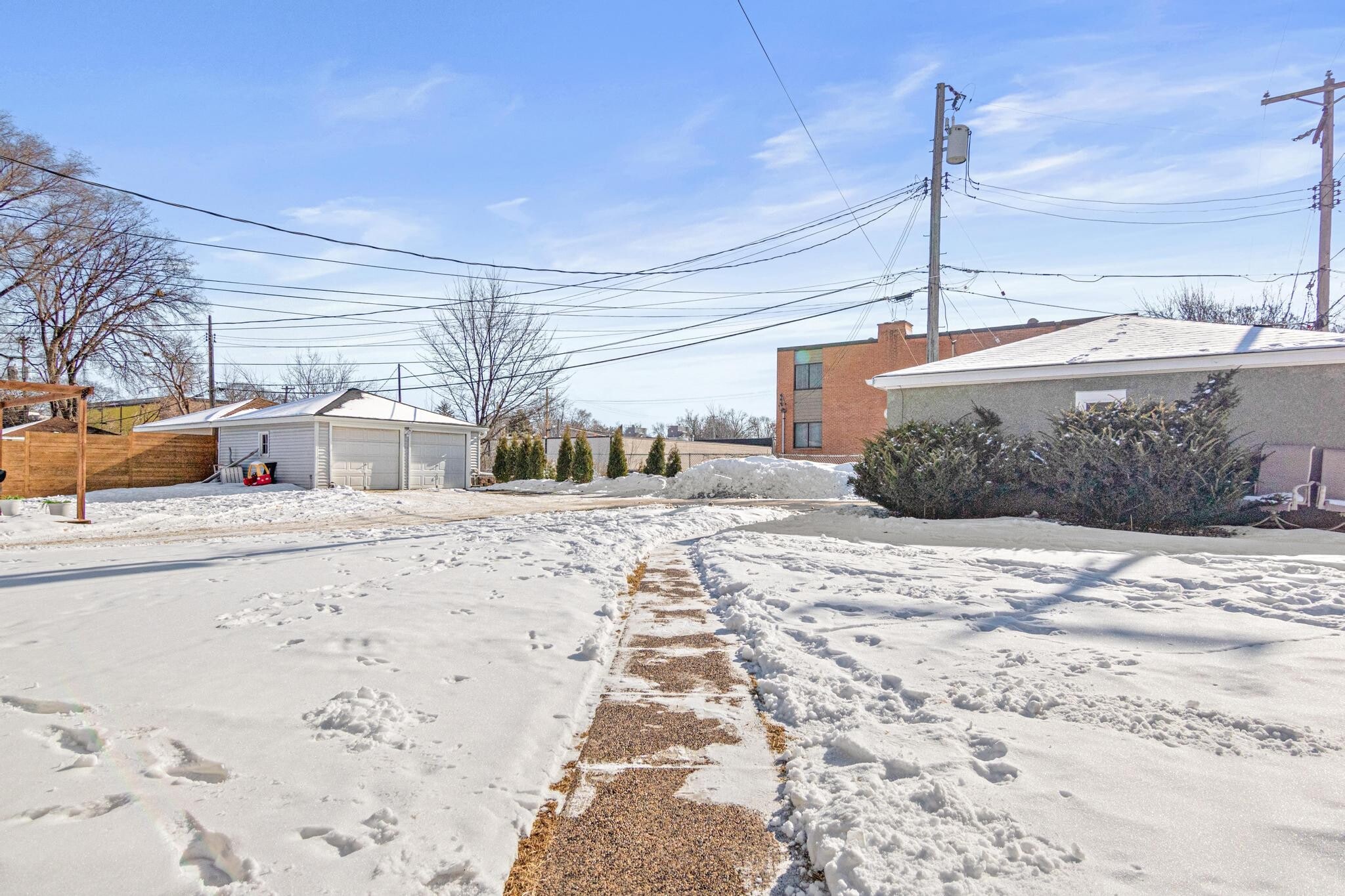 Path to Garage - 4319 W 36th St