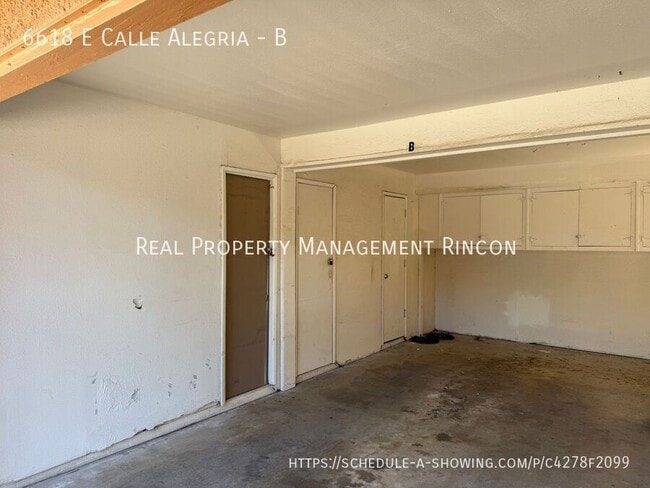 Building Photo - 6618 East Calle Alegria