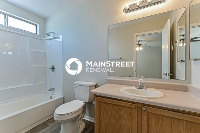 Building Photo - 3 Bedroom Pet-Friendly Home in Tucson, AZ ...