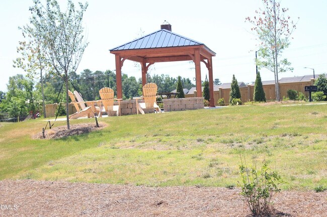 Building Photo - 1212 Nightshade Dr