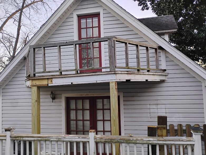 Building Photo - 504 N Newsom St