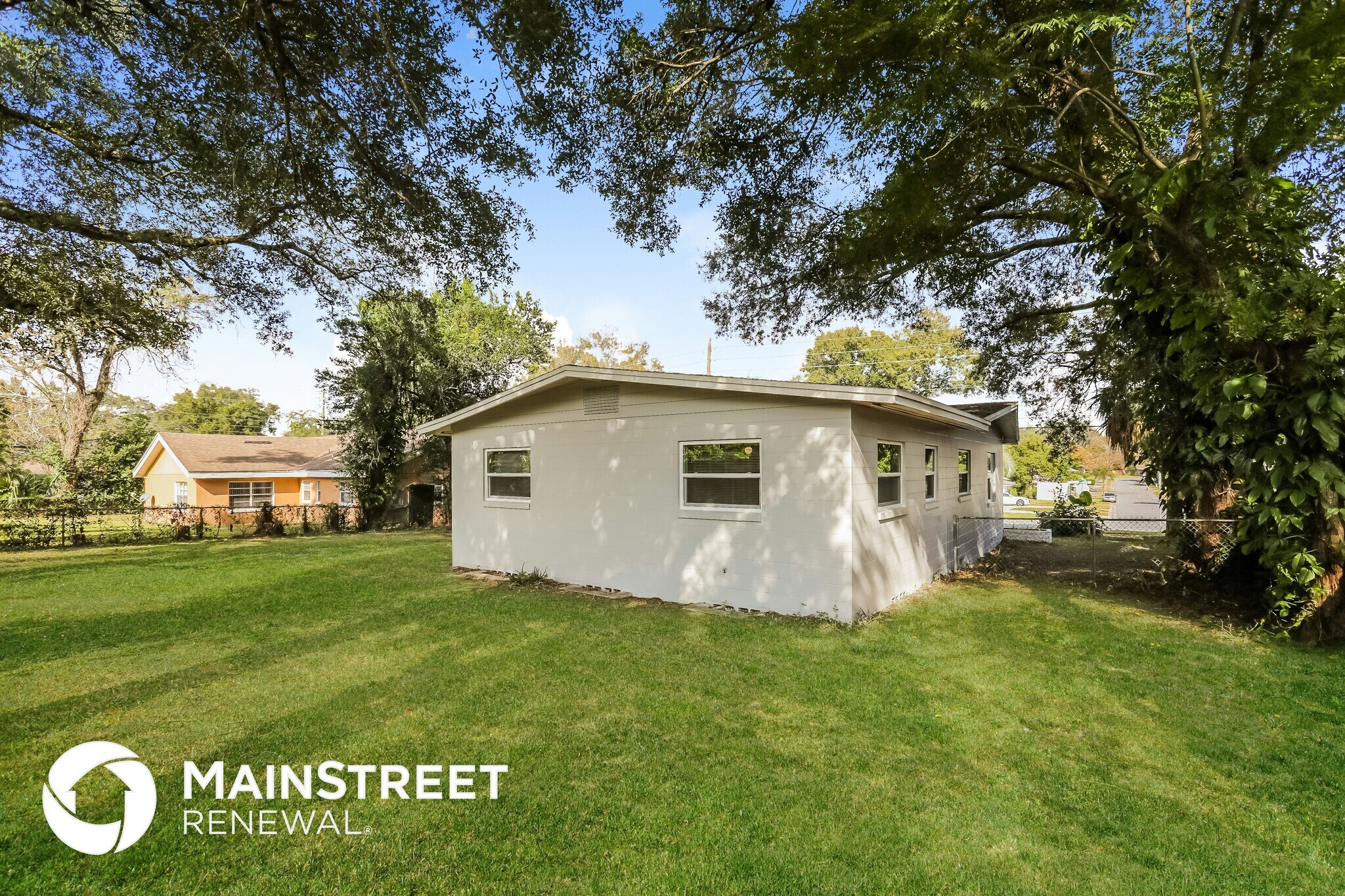 Building Photo - 6908 Ambassador Dr