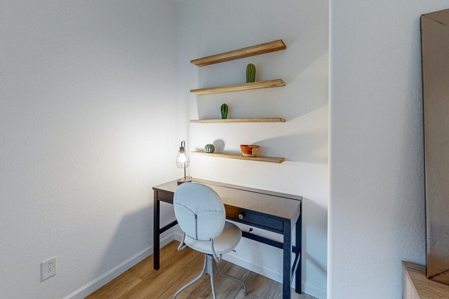 Building Photo - 18328 E Spring Valley Ct