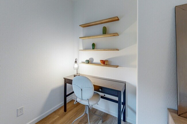 Building Photo - 18328 E Spring Valley Ct