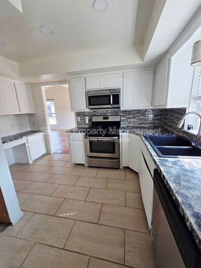 Building Photo - 2625 Patti Pl