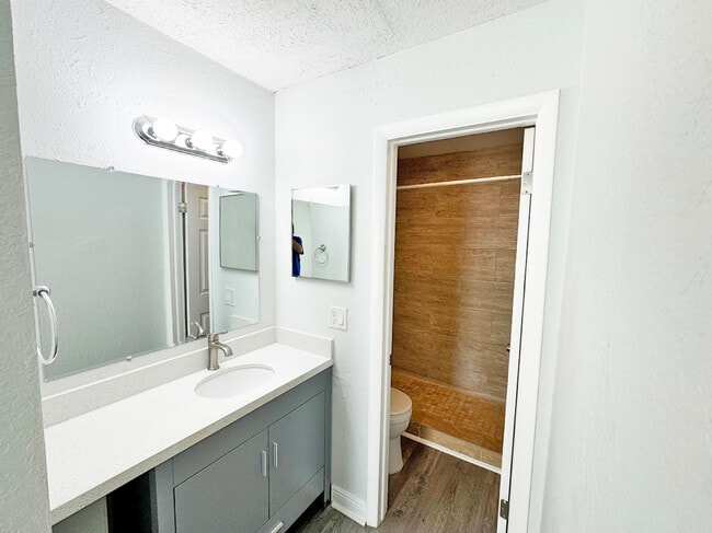 Building Photo - 4501 Treehouse Ln