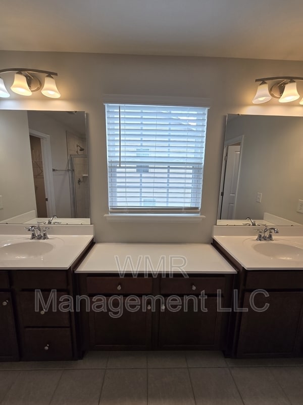 Building Photo - 7270 Waterwheel St SW