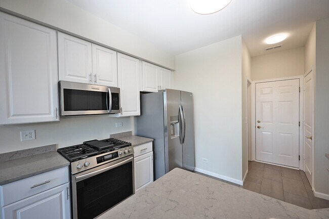 Building Photo - 24854 Gates Ln