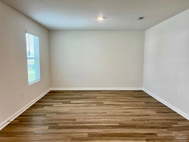 Building Photo - 6219 June Bug Dr