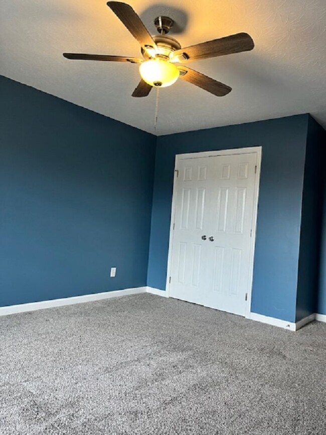 Building Photo - 156 Madison Rae Blvd