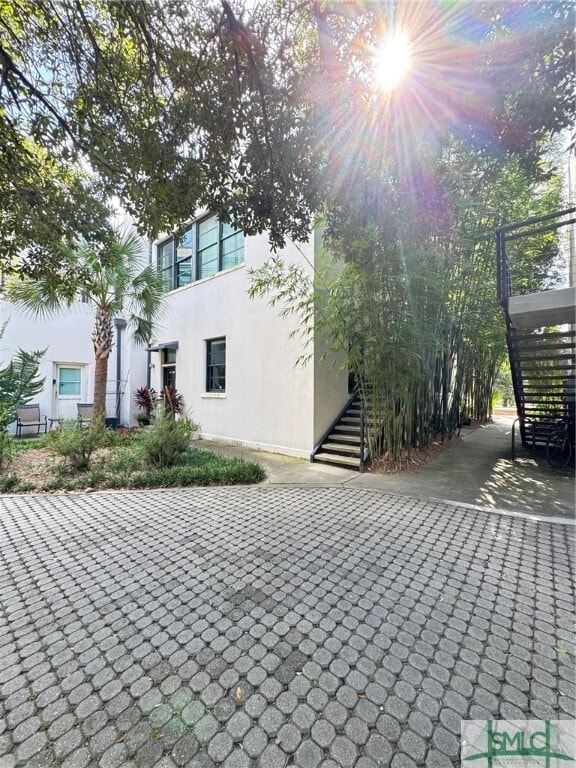 Building Photo - 528 Selma St