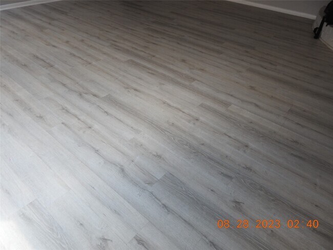 Building Photo - 22 Chapparal Ct