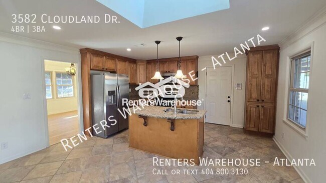 Building Photo - 3582 Cloudland Dr