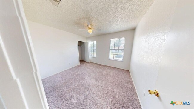 Building Photo - 1613 Bobby Lee Dr