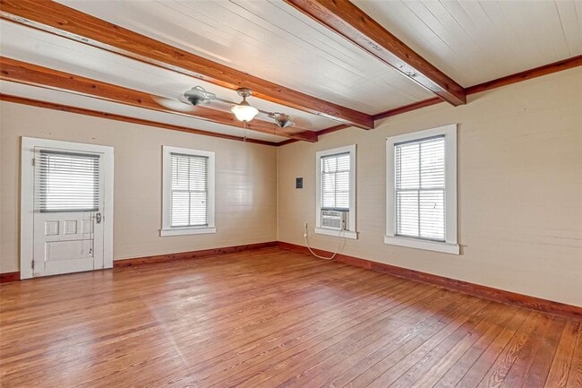 Building Photo - 6143 Kamas Ln
