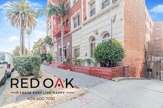 Building Photo - 454 S Catalina St