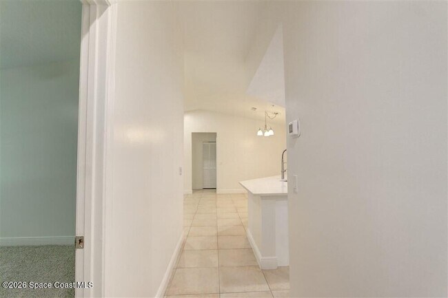Building Photo - 7667 N Wickham Rd